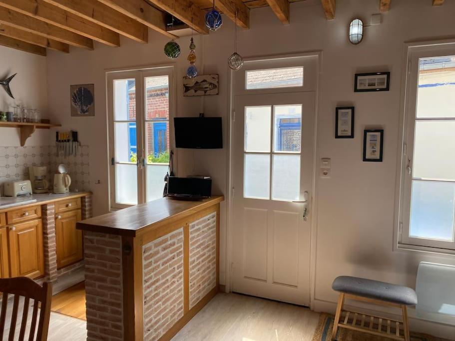 Chez Fanfan, Maison De Pecheur, Coeur De St Valery 索姆河畔的圣瓦列里 外观 照片